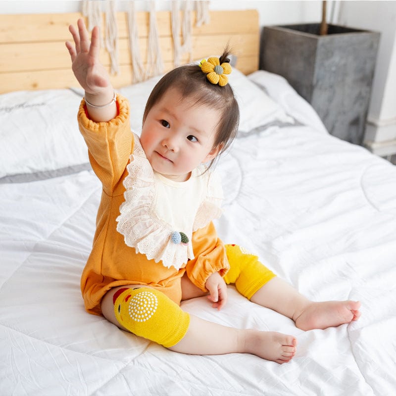 Soft Knee Pads for Happy Crawling.